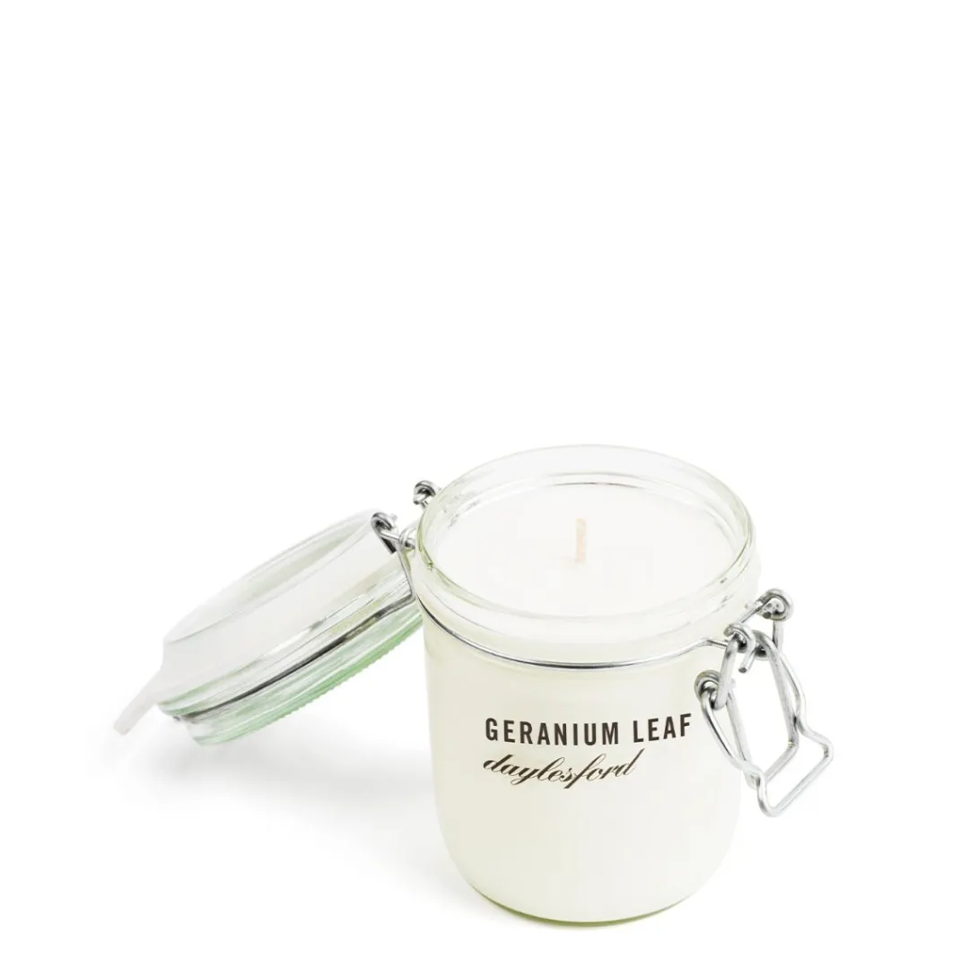 Daylesford Organic Botanical Geranium Candle
