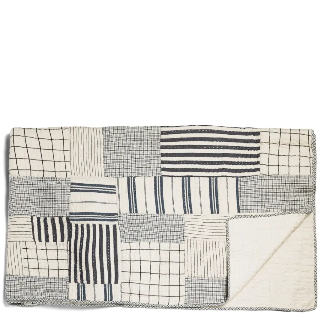Daylesford Organic Patchwork Quilt Navy & White Large