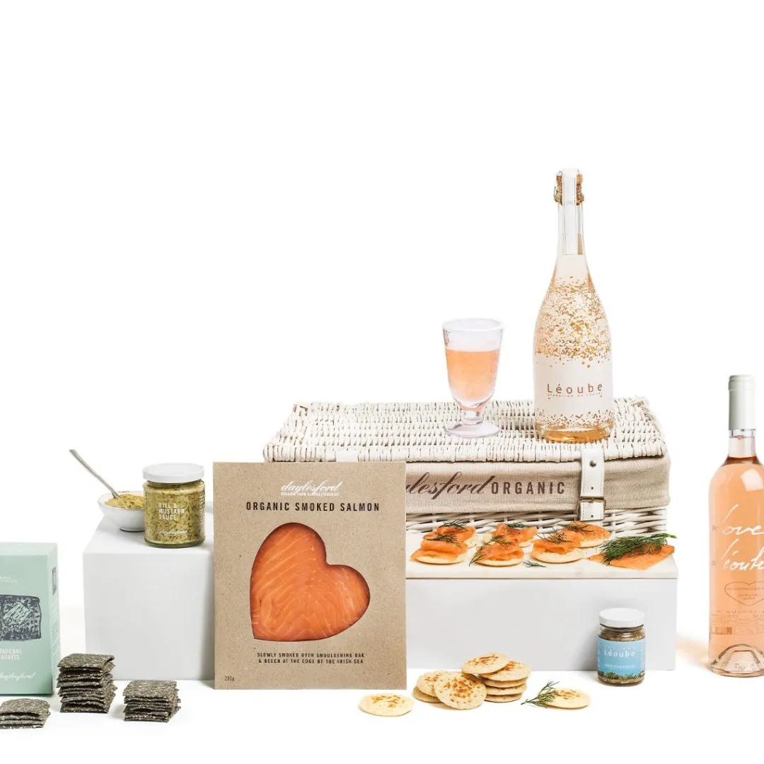 Daylesford Organic Sparkle & Smoked Hamper