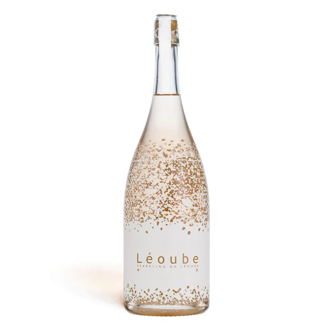 Daylesford Organic Sparkling de Léoube Magnum